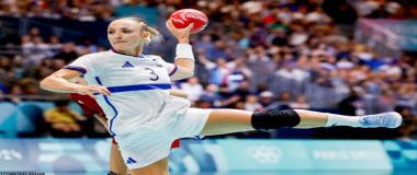 专业运动场地设备供应